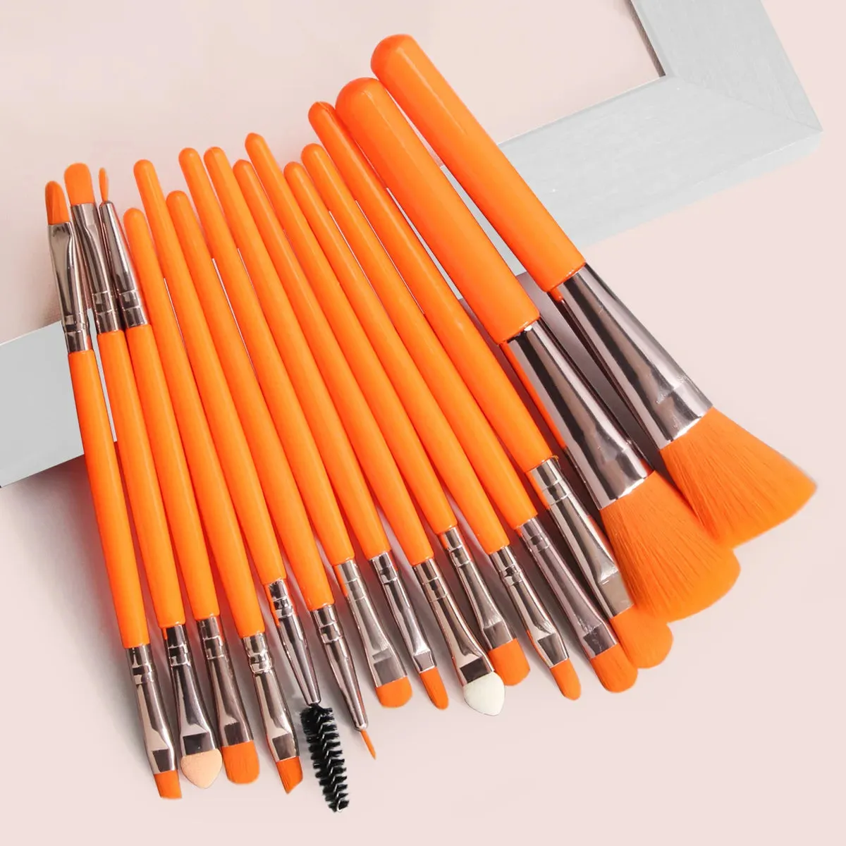 15 Pcs/set  makeup brushes Eye Shadow Eyelash Eyebrow Brush Fluorescent Series Foundation Blush Blending Beauty Make Up tools