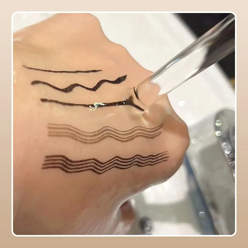 2-in-1 Waterproof & Quick Drying Lower Lash Stamp With Ultra Fine Eyeliner Pencil