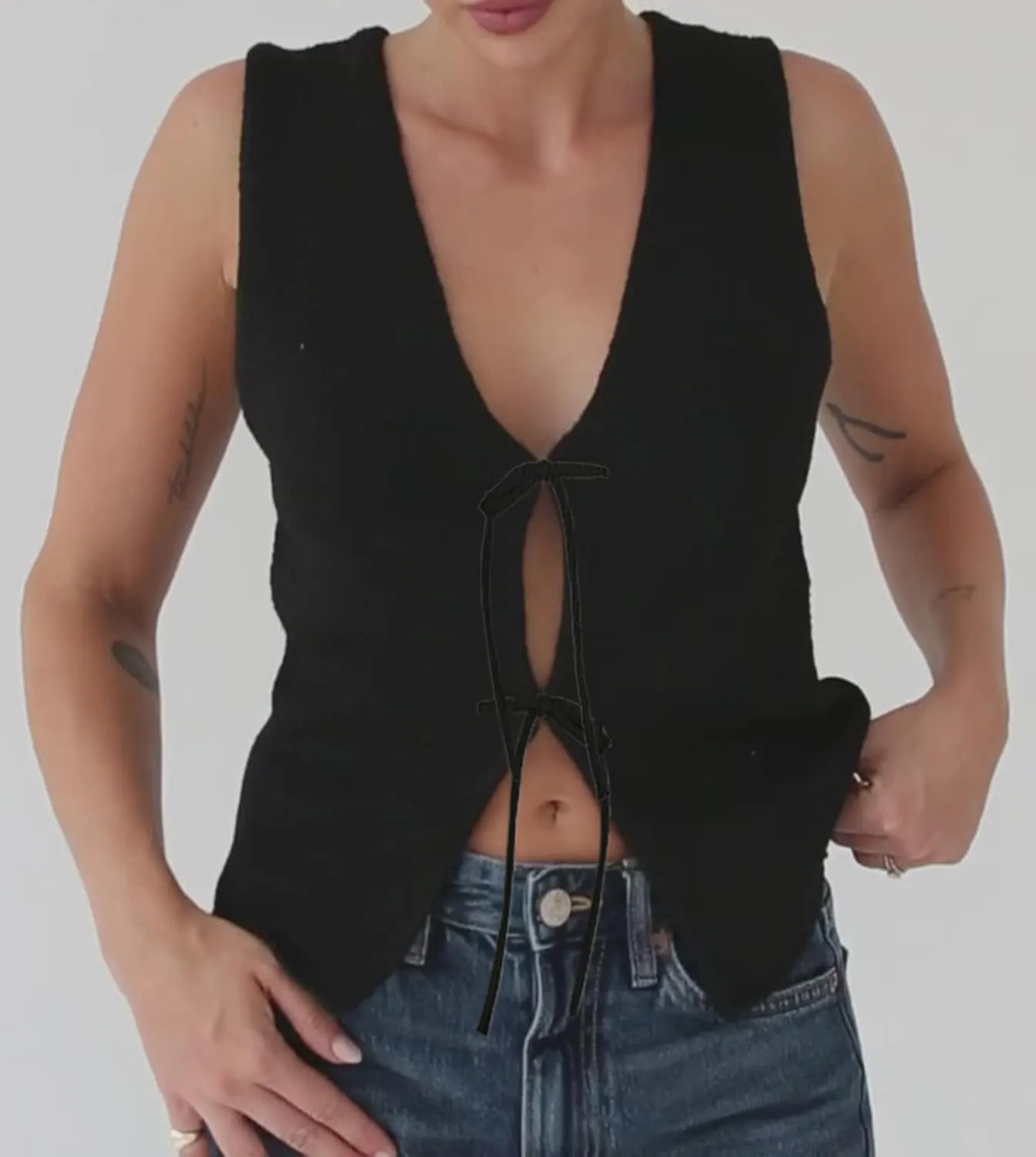 Crochet Knitted Vest for Women Vintage Y2K Hollow Out Button Down Cardigan Retro Crochet Knit Tank Vest