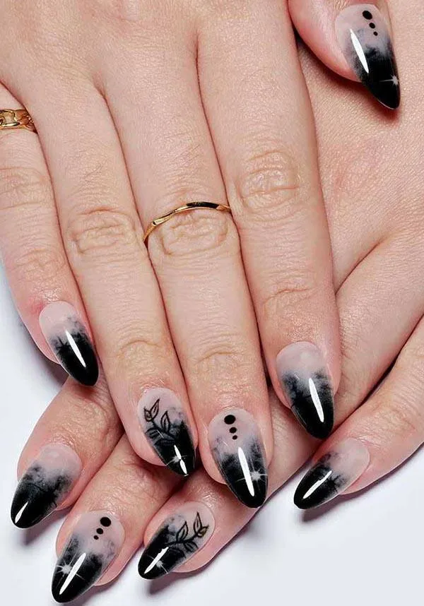 Leaves Under [Moonnight] | PRESS ON NAILS