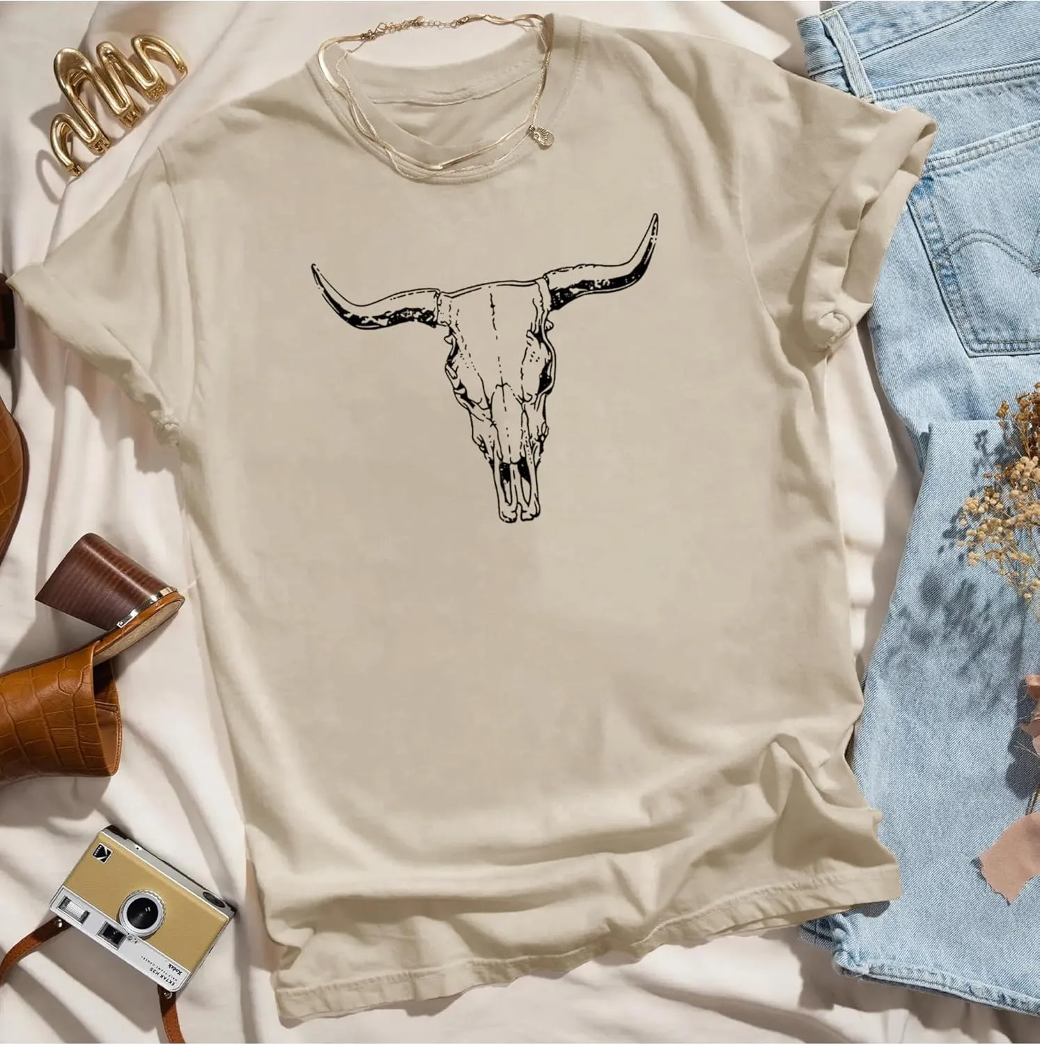 MAPICK Women Boho Cow Skull T-Shirts Western Cowgirls Graphic Crewneck Shirts Country Concert Short Sleeve Outfits