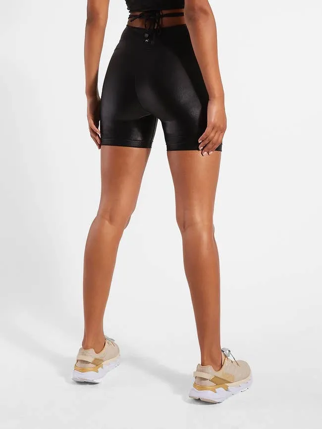 Maxie High Rise Infinity Shorts - Black
