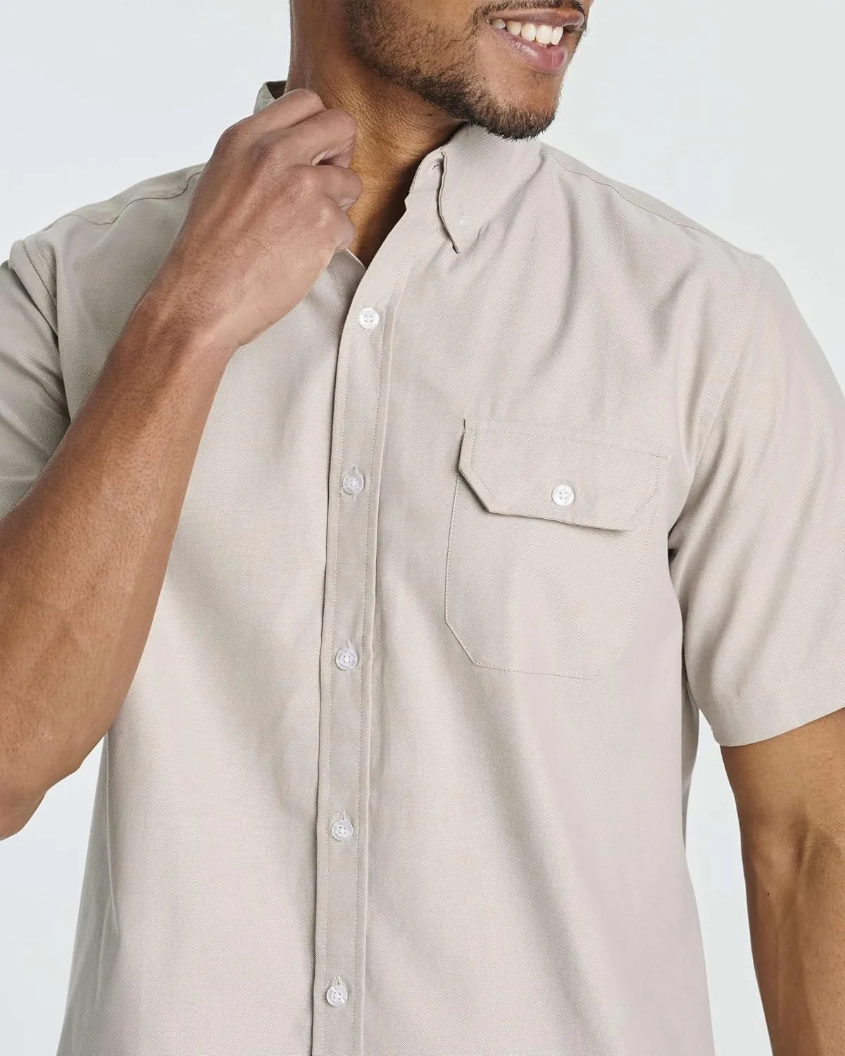 Real Essentials 3 Pack Men's Short-Sleeve Oxford Solid Button Down Collar Casual Shirts with Pocket (Available in Big & Tall)