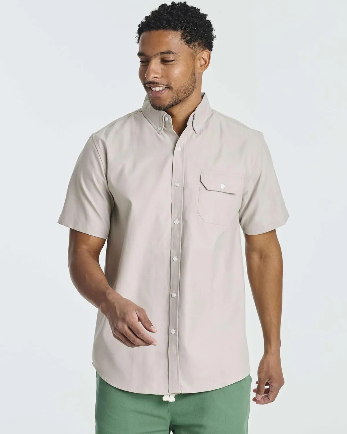 Real Essentials 3 Pack Men's Short-Sleeve Oxford Solid Button Down Collar Casual Shirts with Pocket (Available in Big & Tall)