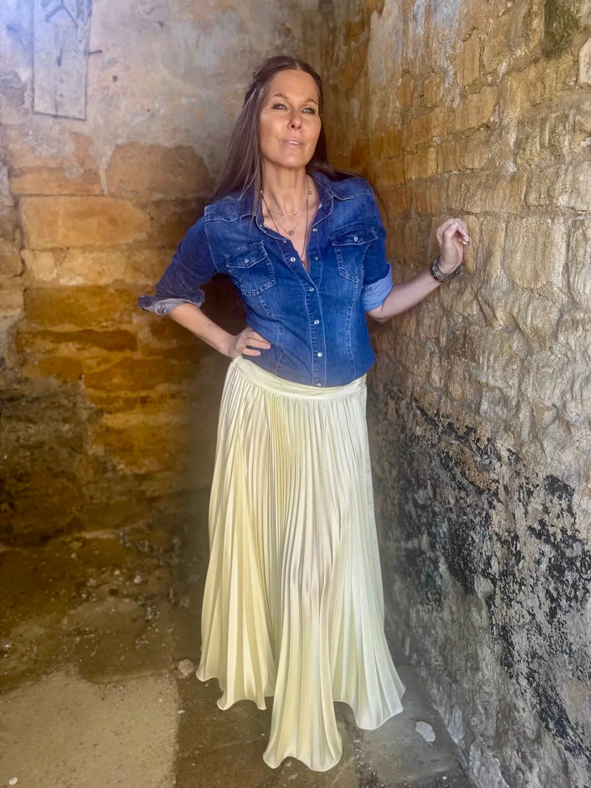 Sue Pleated Skirt - Vanilla