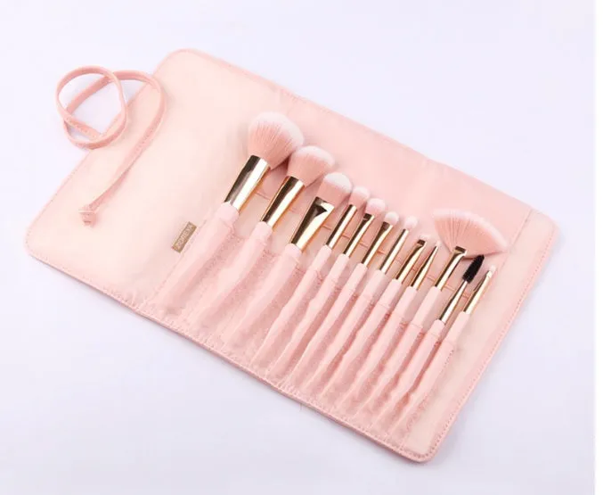 Tip Tail handle makeup brush set
